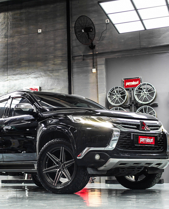 Фото дисков HF6-2 Алмазная проточка на Mitsubishi Pajero Sport III