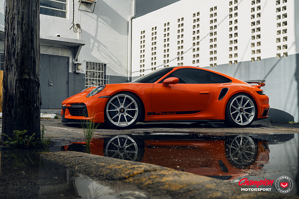Фото дисков Vossen RS92 Глянцевый лак на Porsche 911 VIII