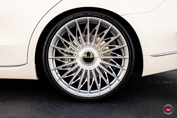 Фото дисков Vossen S17-15T Глянцевый лак на Mercedes-Benz S-Class (W223)