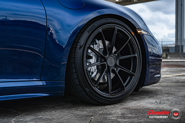 Фото дисков Vossen RS92 Черный сатин на Porsche 911 VIII