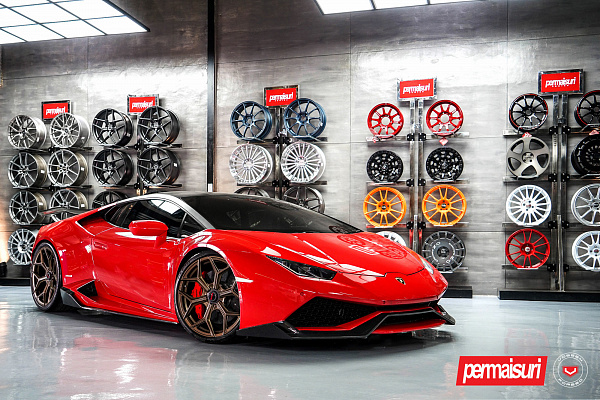 Фото дисков NOVITEC NL4 Сатиновая бронза на Lamborghini Huracan