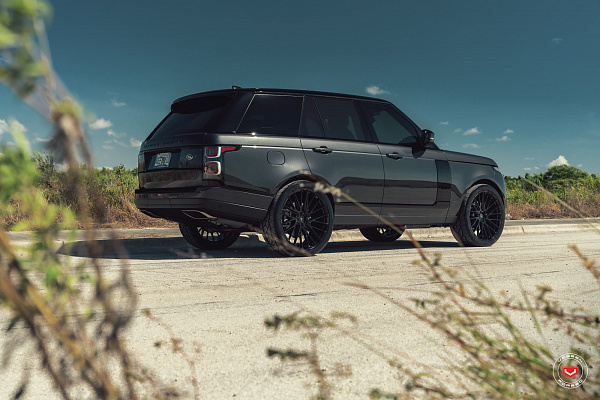 Фото дисков Vossen EVO-6T Черный глянец на Land Rover Range Rover IV