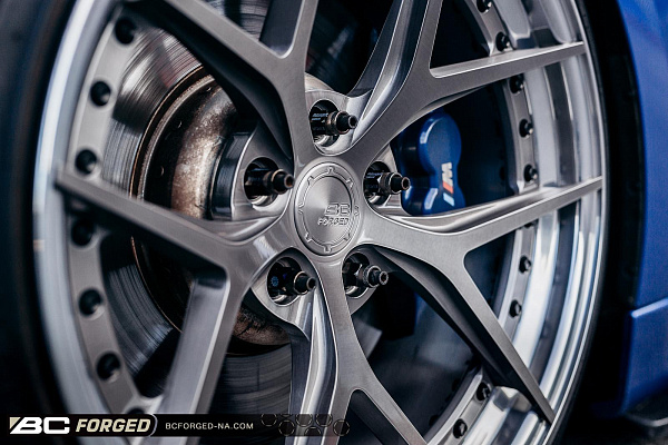 Фото дисков BC Forged HCS21 Глянцевый тонированный лак на BMW 3/M3 (F3x/F80)