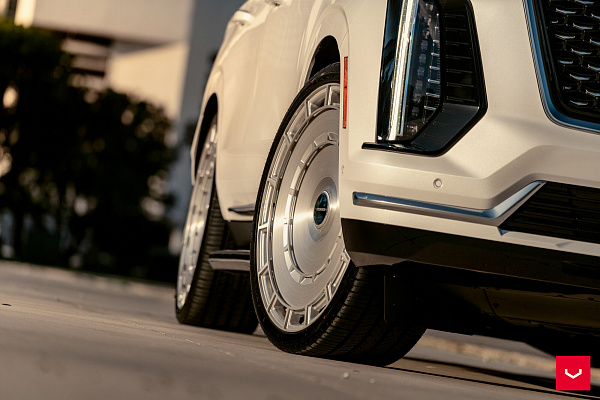 Фото дисков Vossen HF-9 Глянцевый лак на Cadillac Escalade V