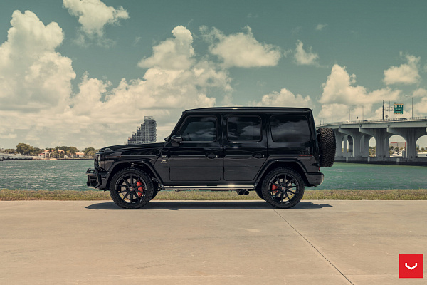 Фото дисков Vossen HFX-2 (5-Lug) Черный глянец на Mercedes-Benz G-Class III