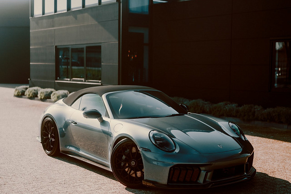 Фото дисков Brixton Forged CM6-RS Черный сатин на Porsche 911 VIII