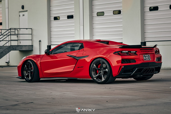 Фото дисков Anrky XR-205 Глянцевый темный лак на Chevrolet Corvette C8