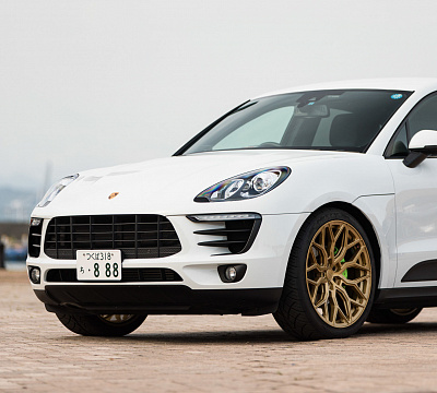 Фото дисков Vossen HF-2 на Porsche Macan I