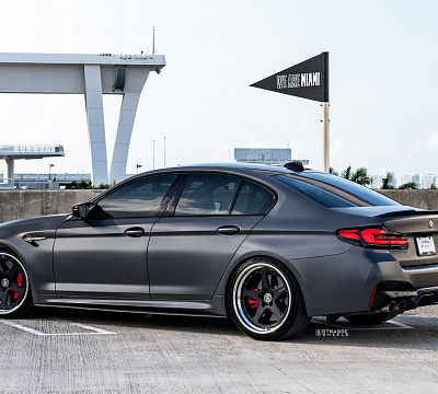 Фото дисков Strasse Wheels S5 Track на BMW 5/M5 (G30/F90)