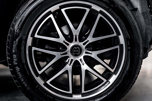 Фото дисков BRABUS Monoblock X Сатиновый тонированный лак на 