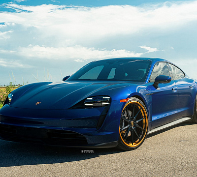 Фото дисков Strasse Wheels SV10 Deep Concave FS на Porsche Taycan I
