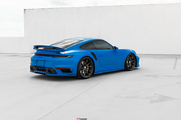 Фото дисков HRE P201 Черный сатин на Porsche 911 VIII