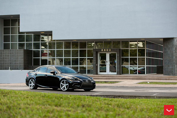 Фото дисков Vossen CV3 Серебро на Lexus IS II