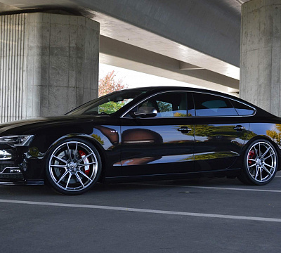 Фото дисков HRE FF04 на Audi A/S/RS 5 (F5)