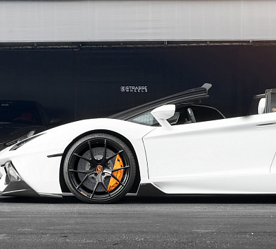 Фото дисков Strasse Wheels SM5R Deep Concave Monoblock на Lamborghini Aventador