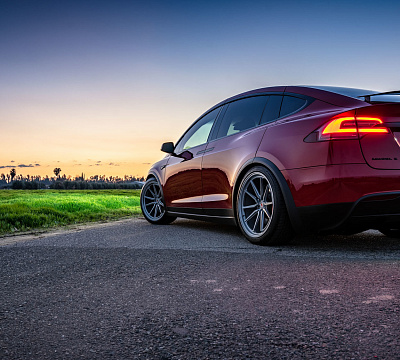Фото дисков Vossen ML-X2 на Tesla Model X