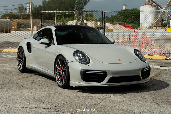 Фото дисков Anrky AN22 Сатиновый темный лак на Porsche 911 VII