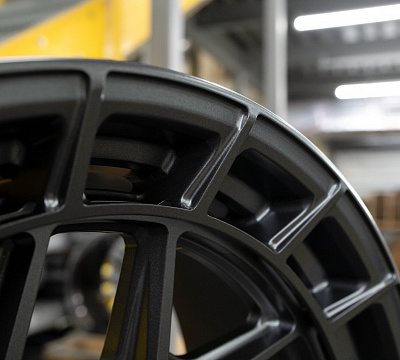 Vossen HFX-1 (6-Lug)