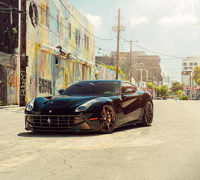Фото дисков Vossen EVO-2R на Ferrari F12