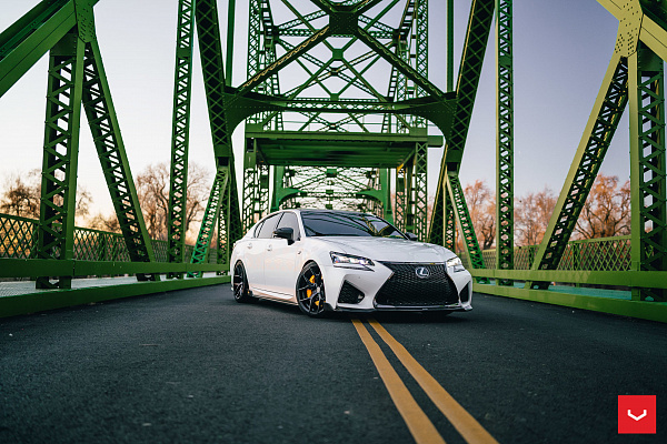 Фото дисков Vossen HF-5 Черный сатин на Lexus GS IV