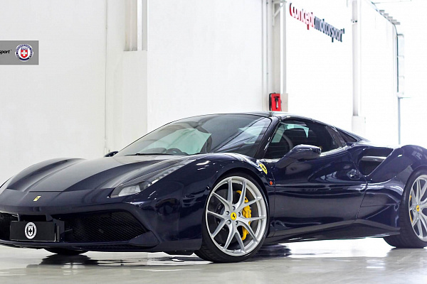 Ferrari 488
