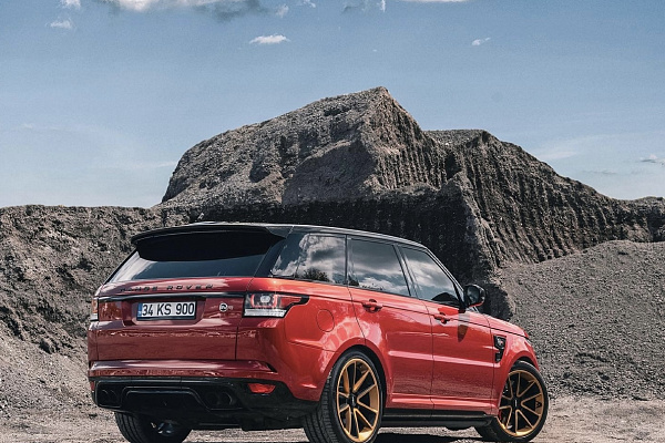 Фото дисков Rotiform BTL Сатиновая бронза на Land Rover Range Rover Sport II