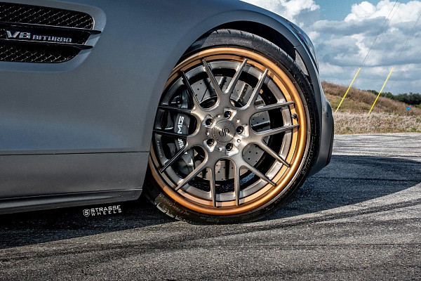 Mercedes Benz AMG GT