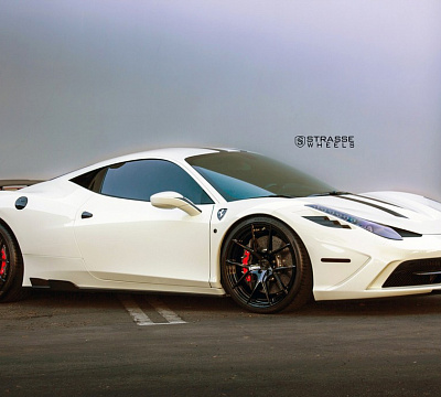 Фото дисков Strasse Wheels SM5R Deep Concave Monoblock на Ferrari 458