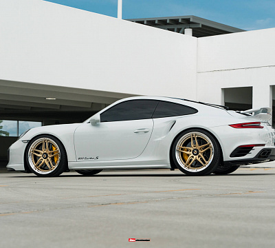 Фото дисков HRE S107SC на Porsche 911 VIII