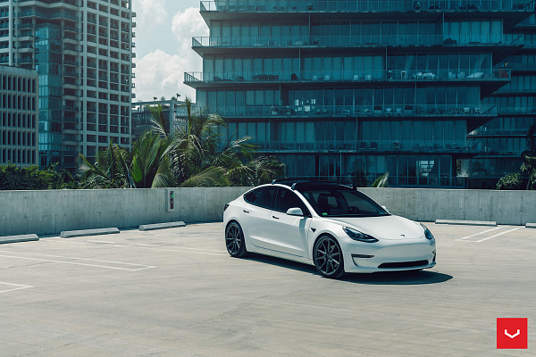 Фото дисков Vossen HF-3 Сатиновый графит на Tesla Model 3