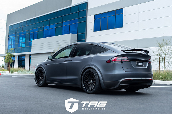 Фото дисков HRE S209H Черный сатин на Tesla Model X
