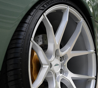 Фото дисков Savini BM14 на Aston Martin Vaquish 1