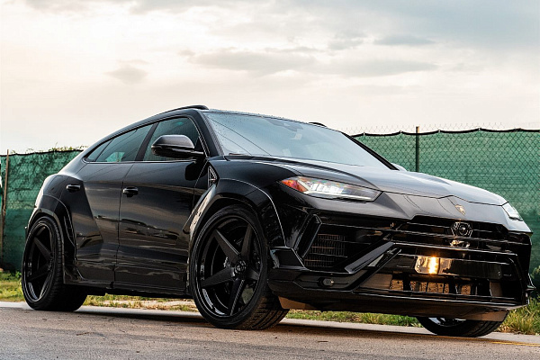 Фото дисков Anrky RS5.3 Черный сатин на Lamborghini Urus