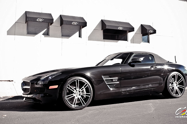 Фото дисков CEC C883 Сатиновый лак на Mercedes-Benz SLS AMG