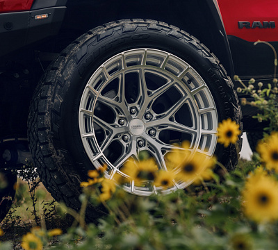 Фото дисков Vossen HFX-1 (6-Lug) на Ram 1500 V