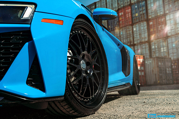 Audi R8 V10