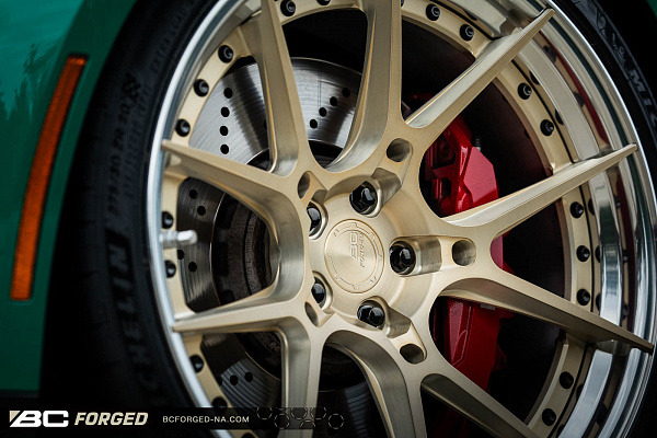 Фото дисков BC Forged HCA165 Сатиновая шампань на BMW 3/M3 (G2x/G80)