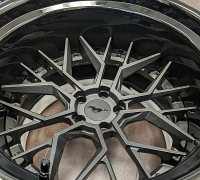 20" двухсоставные диски в черном матовом цвете