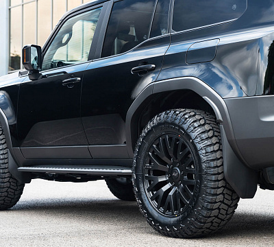 Фото дисков Kahn G22 DC на Toyota Land Cruiser Prado 250