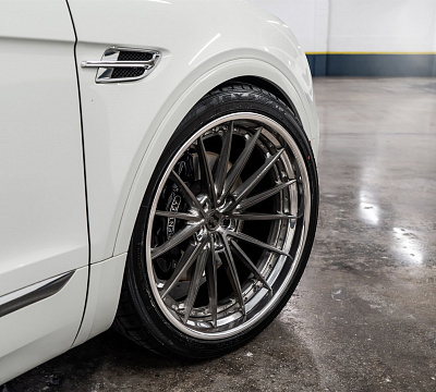 Фото дисков Anrky AN39 на Bentley Bentayga