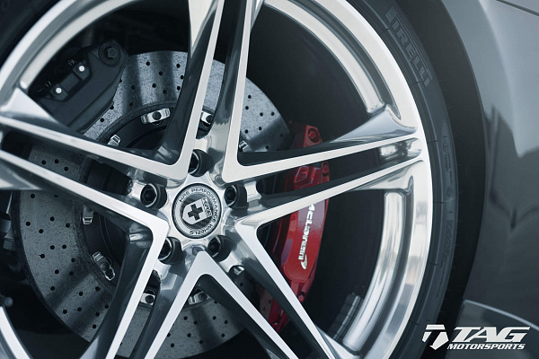 Фото дисков HRE P207 Полированный лак на McLaren 570S