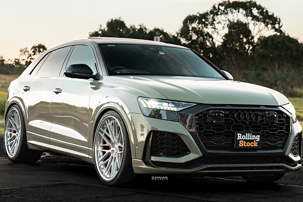 Фото дисков Strasse Wheels SV10M Deep Concave FS Глянцевый лак на Audi Q8