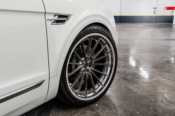 Фото дисков Anrky AN39 Глянцевый темный лак на Bentley Bentayga