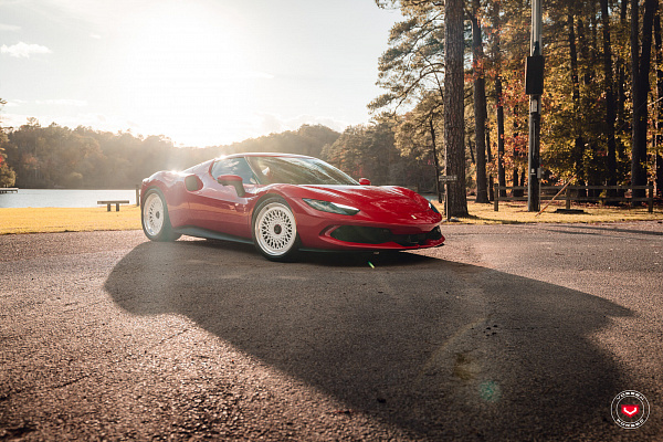 Фото дисков Vossen GEN-05 (3-piece) Белый глянец на Ferrari 296