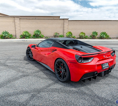 Фото дисков HRE P101 на Ferrari 488