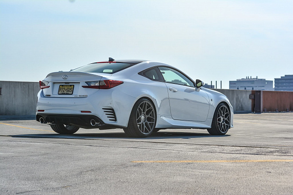 Фото дисков HRE FF01 Сатиновый графит на Lexus RC