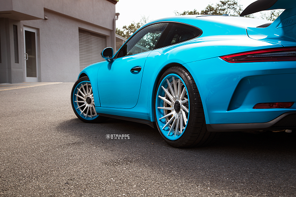Фото дисков Strasse Wheels SV15T Deep Concave FS Другой цвет на Porsche 911 VII