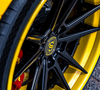 Фото дисков Strasse Wheels SV1 Deep Concave FS на McLaren 650S
