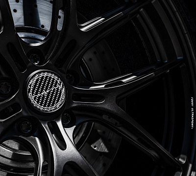 Фото дисков Brixton Forged FDE01 на Maserati MC20