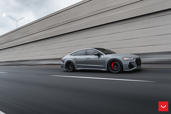 Фото дисков Vossen HF-5 Черный сатин на Audi A/RS 7 (4K)